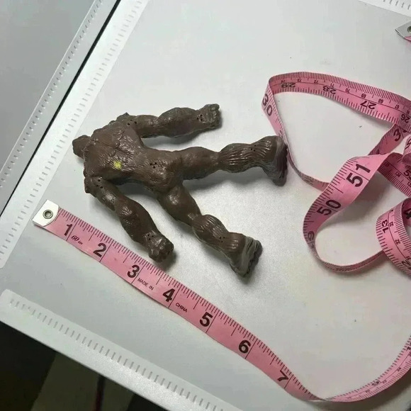 Bigfoot Sasquatch Bendable 5 Inch Action Figure Free Ship in USA by Toysmith - Picture 2 of 2